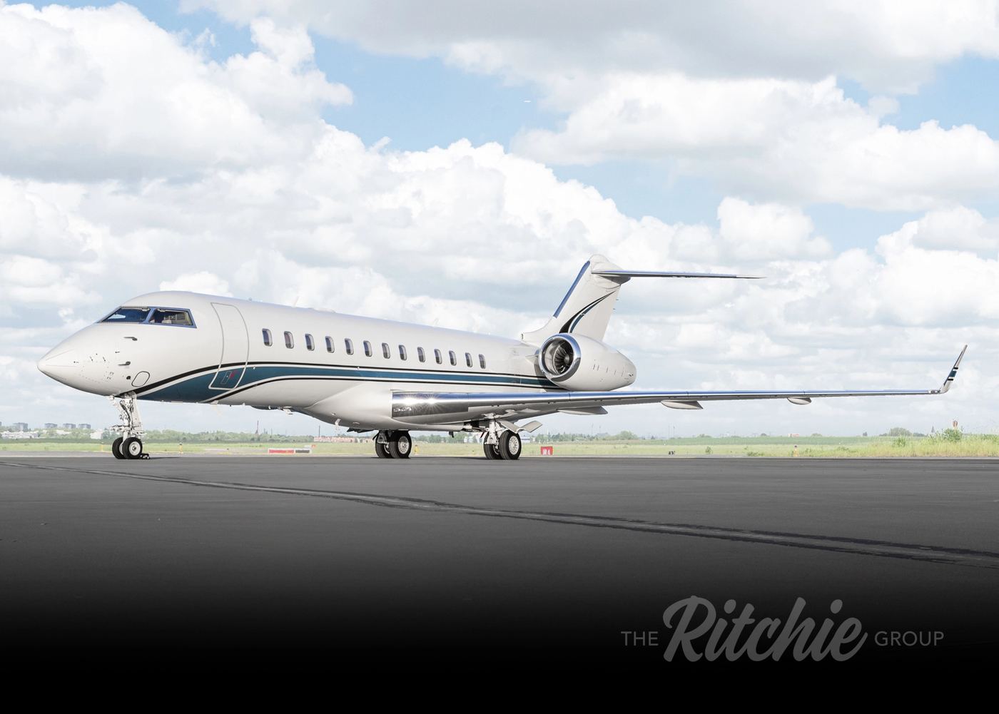 2000 Bombardier Global Express, exterior 1